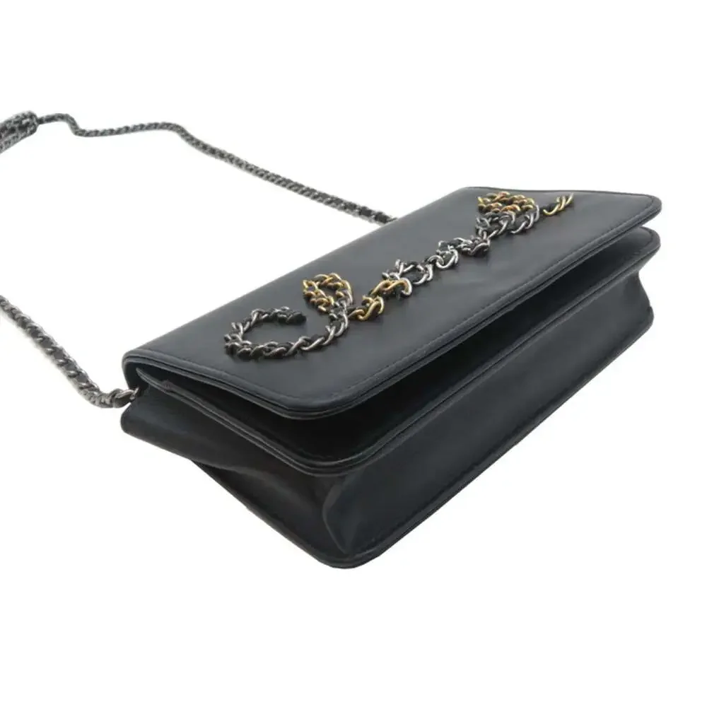 CHANEL Black Wallet